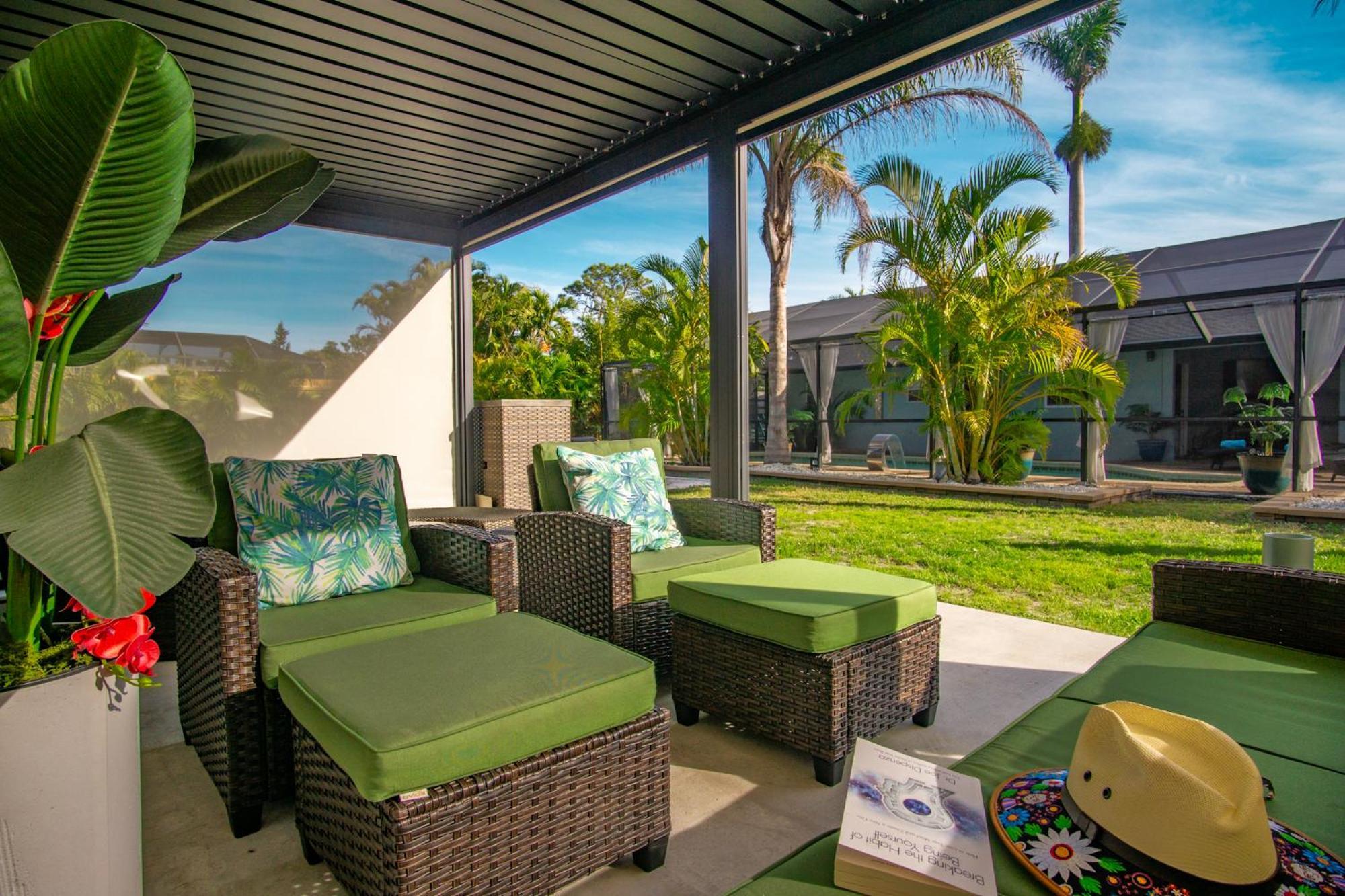 Beach Cottage With Heated Pool Just Off Siesta Key Σεϊρασότα Εξωτερικό φωτογραφία