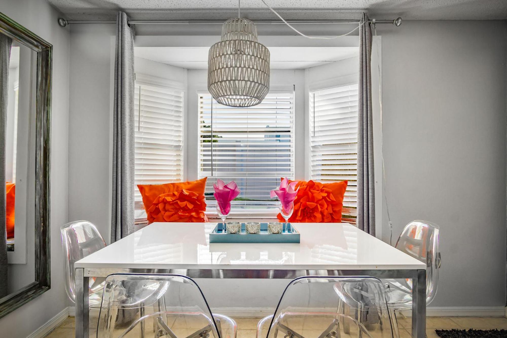 Beach Cottage With Heated Pool Just Off Siesta Key Σεϊρασότα Εξωτερικό φωτογραφία